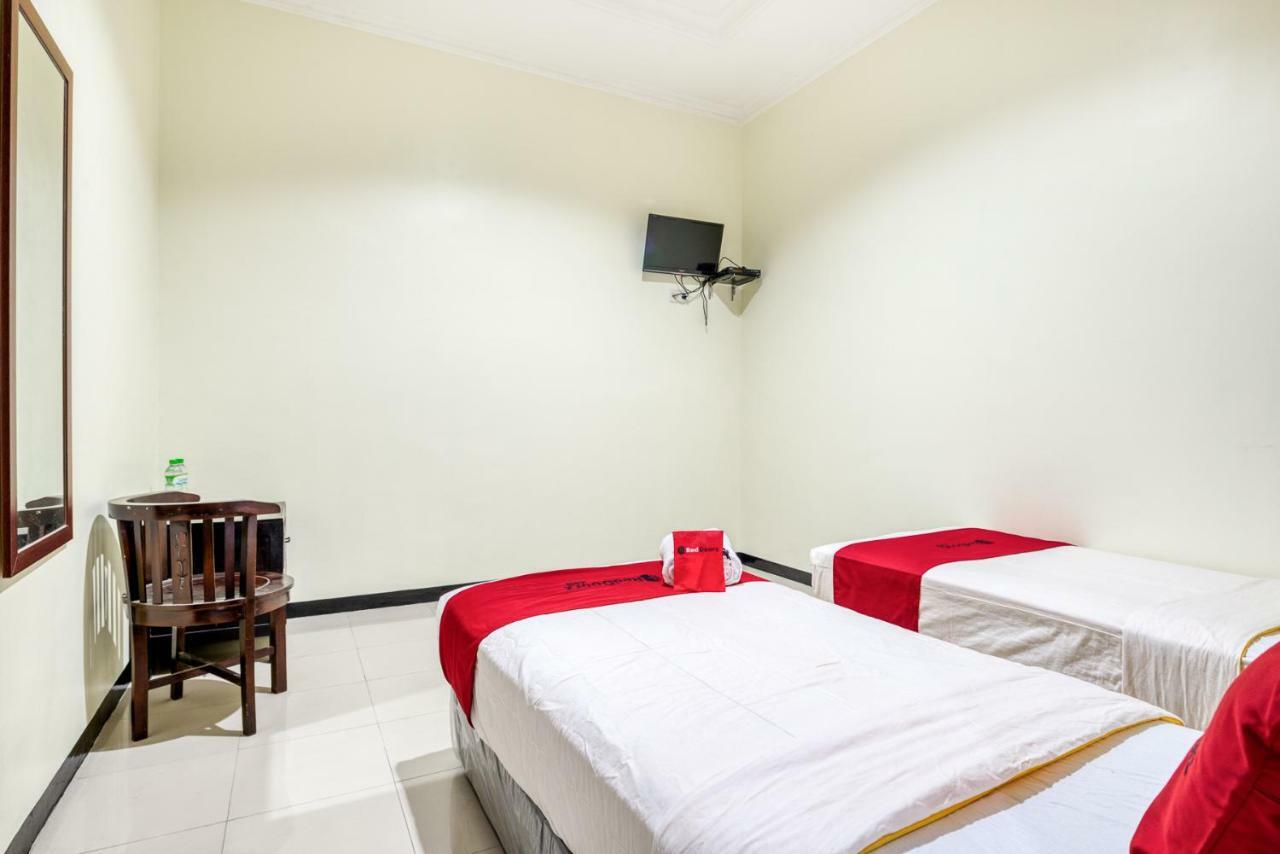 Reddoorz Syariah @ Ketintang Surabaya Ξενοδοχείο Εξωτερικό φωτογραφία